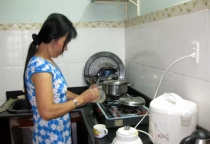 cung cấp người giúp nhà làm ăn ở lại 