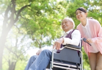 Giúp Việc Chăm Sóc Người Già Tại Tp.hcm Chuyên Nghiệp | Giúp Việc Tân Bình