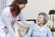 Dịch Vụ Giúp Việc Chăm Người Già Tại Bình Dương – Giải Pháp Chăm Sóc Toàn Diện