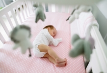 Nước mắt nào cũng mặn.