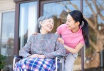 CHĂM SÓC NGƯỜI GIÀ NUÔI NGƯỜI BỆNH TẠI PHƯỜNG TĂNG NHƠN PHÚ A QUẬN 9