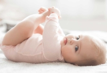 TÌM NGƯỜI GIÚP VIỆC CHĂM EM BÉ PHƯỜNG TÂN QUY QUẬN 7