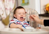 Tìm Người Giúp Việc Chăm Em Bé Ăn ở Lại Tại khu vực Quận 3 Thành Phố Hồ Chí MInh 0903720327