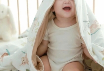 Tìm Người Giúp Việc Chăm Em Bé Ăn ở Lại Tại khu vực Quận 10 Thành Phố Hồ Chí Minh 0903720327