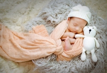 TÌM NGƯỜI GIÚP VIỆC CHĂM EM BÉ PHƯỜNG NGUYỄN THÁI BÌNH QUẬN 1