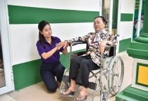 TÌM GIÚP VIỆC CHĂM SÓC NGƯỜI GIÀ NGƯỜI BỆNH TẠI NHÀ TRONG TPHCM