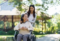 Dịch vụ tìm người giúp việc chăm sóc người già tại quận Bình Thạnh - 0903 720327